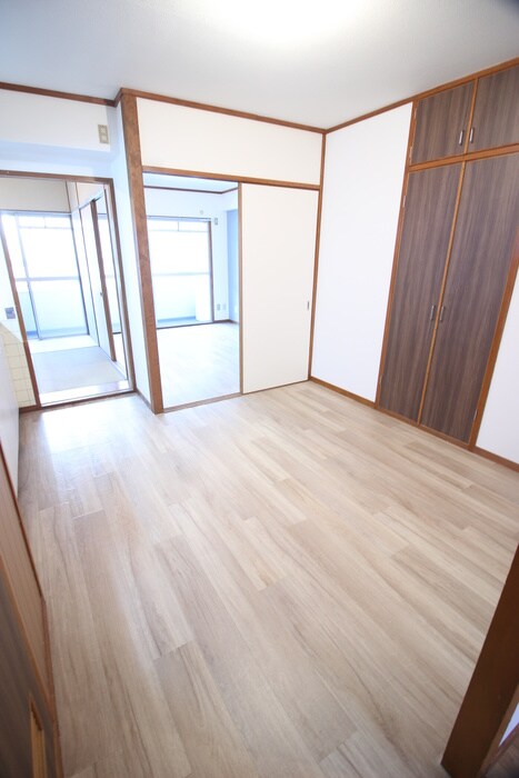 物件内観写真6　(居室)