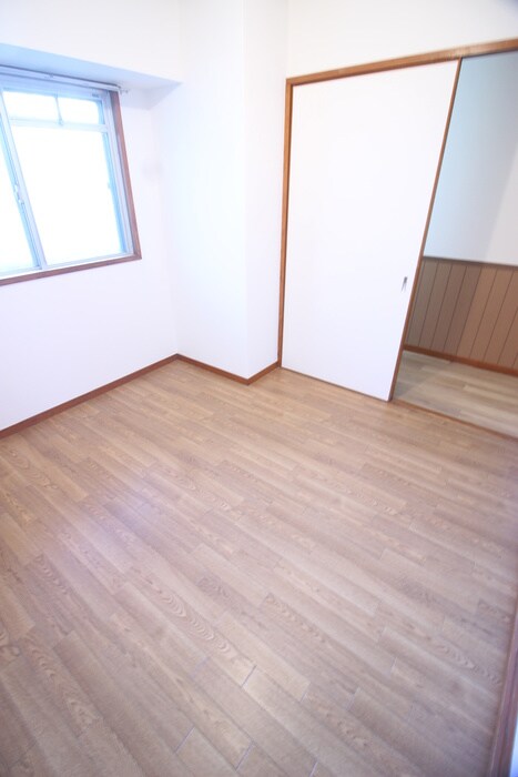 物件内観写真15　(居室)