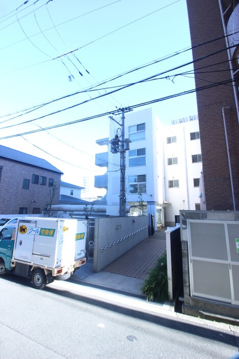 物件内観写真18　(室内からの展望)