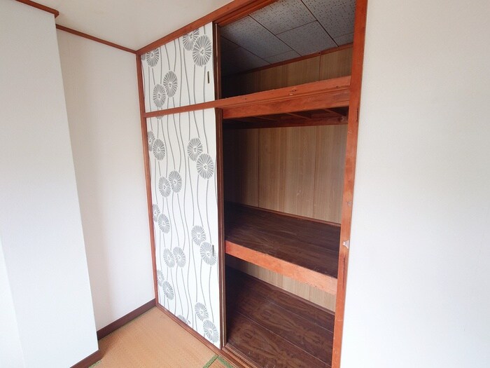 物件内観写真13　(収納)