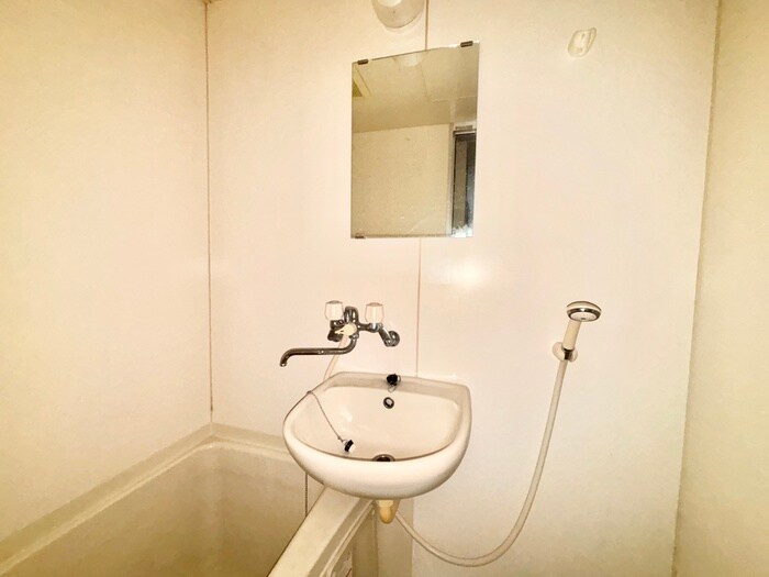 物件内観写真6　(洗面)