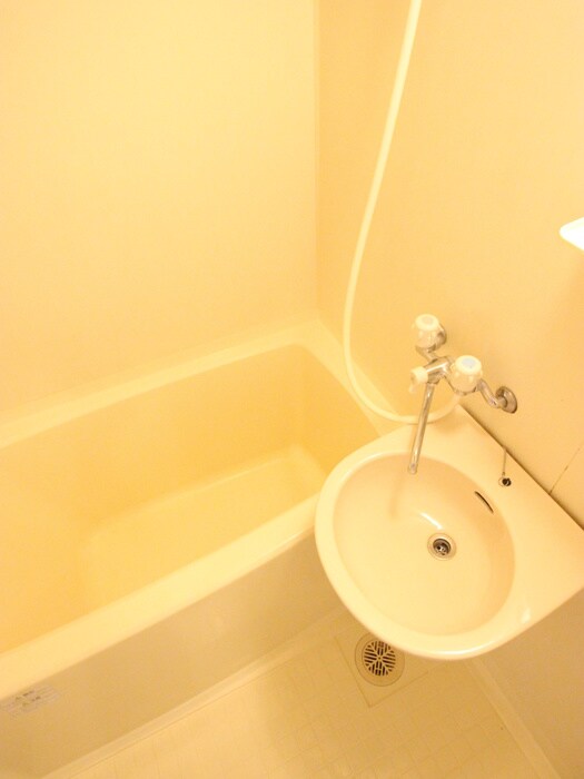 物件内観写真7　(洗面)