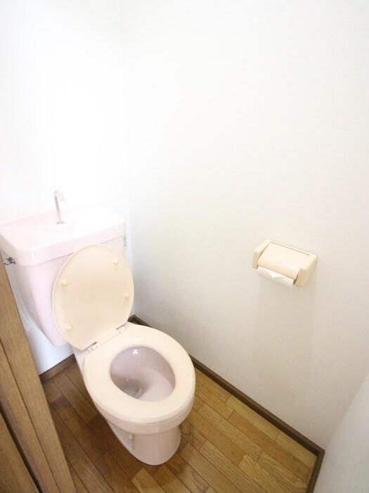 物件内観写真8　(トイレ)