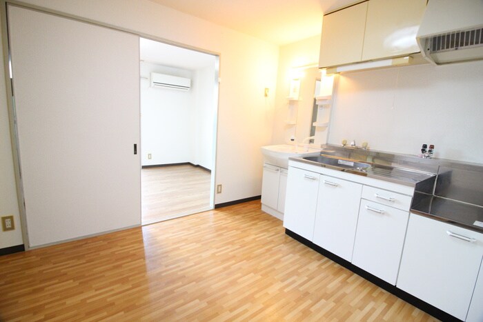 物件内観写真7　(居室)