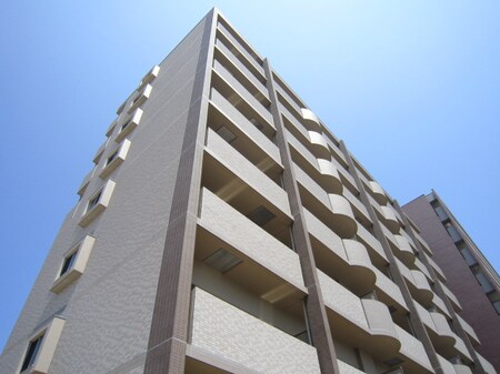 Sunny　Court　Meiwa外観写真