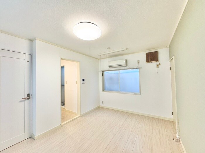 物件内観写真22　(居室)