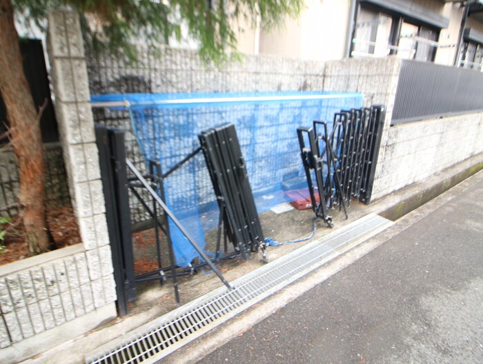 物件外観写真4　(建物設備)