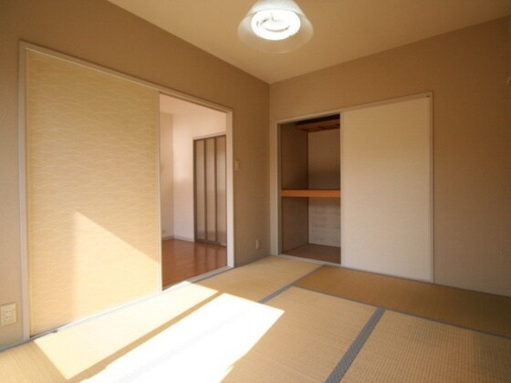 物件内観写真12　(居室)