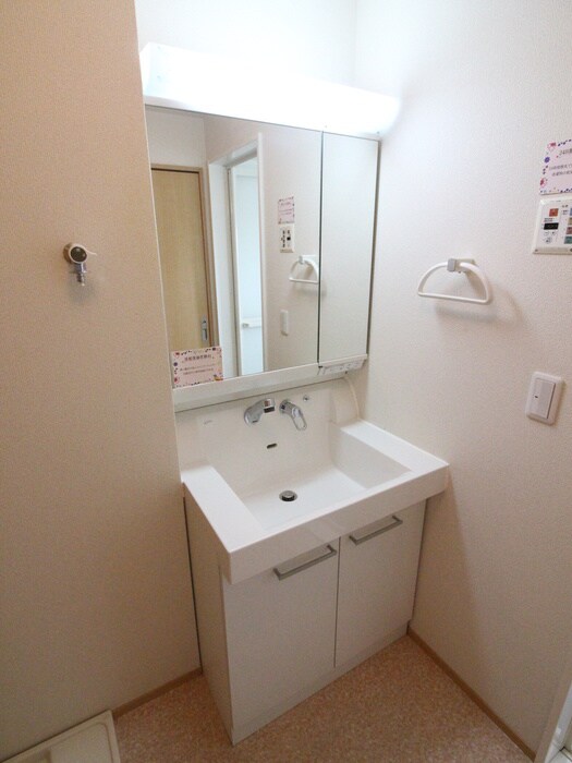 物件内観写真13　(洗面)