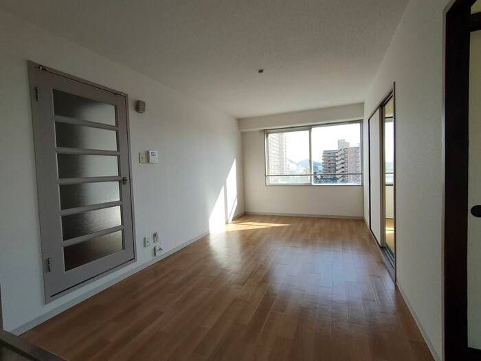 物件内観写真6　(居室)