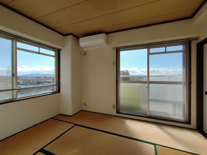 物件内観写真10　(居室)