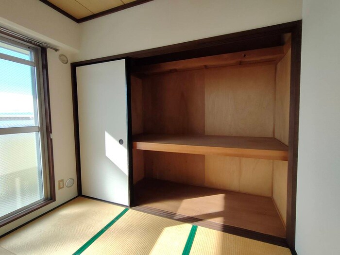 物件内観写真11　(収納)