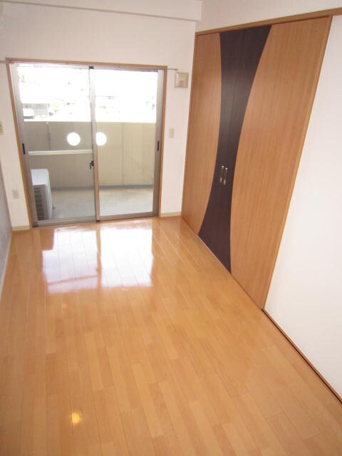 物件内観写真6　(居室)