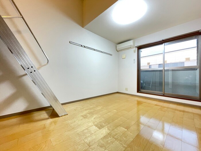 物件内観写真9　(居室)