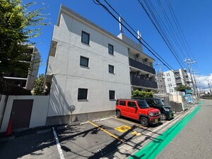 ハッピ－リ－ブス外観写真