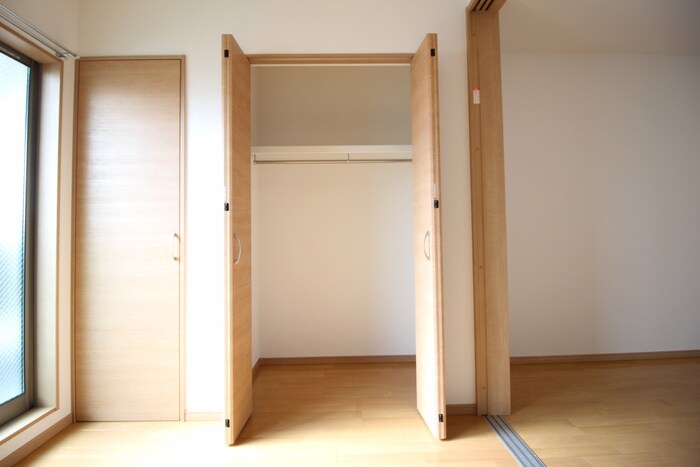 物件内観写真11　(収納)