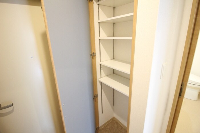 物件内観写真19　(靴箱)