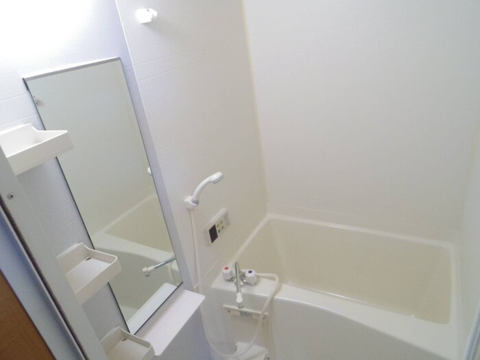物件内観写真9　(バス／シャワールーム等)