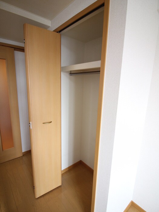 物件内観写真9　(収納)