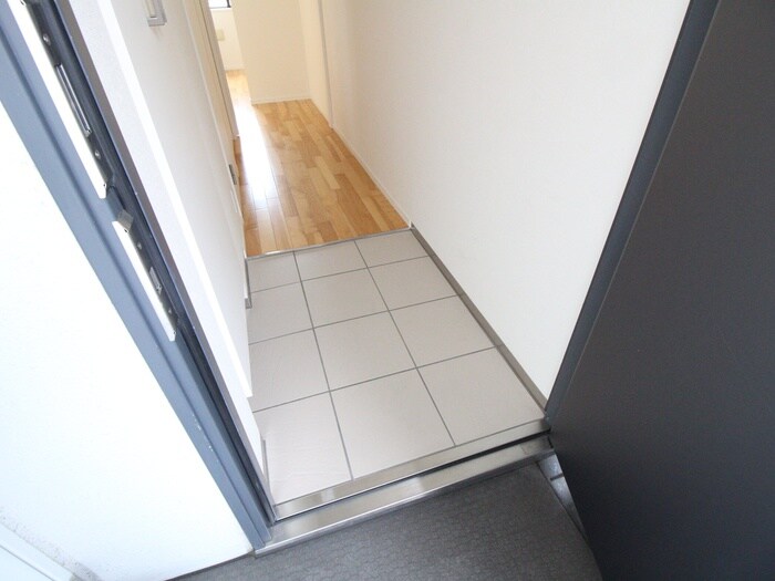 物件内観写真6　(廊下)
