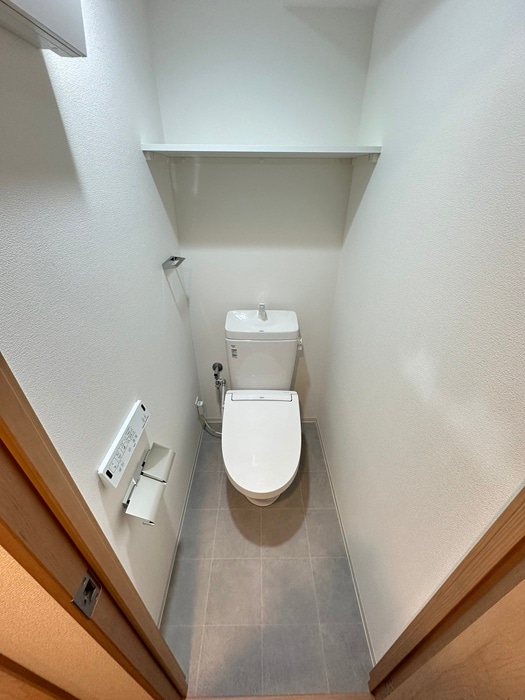 物件内観写真11　(トイレ)