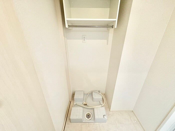 物件内観写真9　(洗濯機置場)