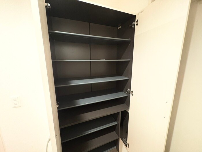 物件内観写真14　(靴箱)