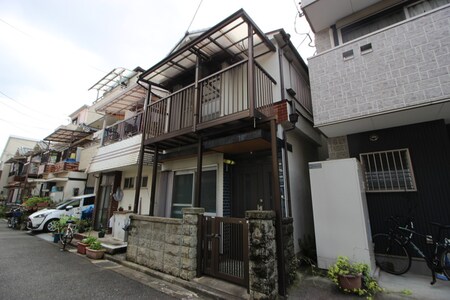 深井中町貸家外観写真