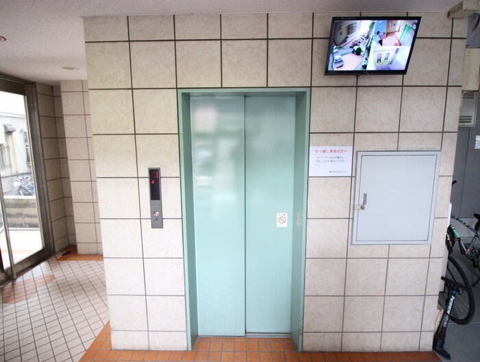 物件外観写真4　(建物設備)