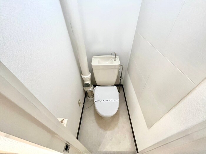 物件内観写真11　(トイレ)