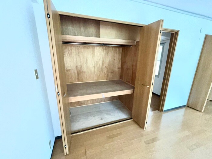 物件内観写真16　(収納)
