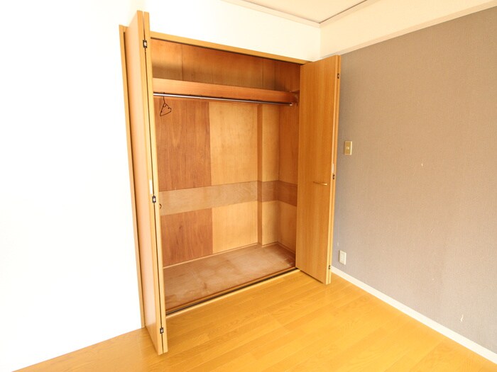 物件内観写真18　(収納)