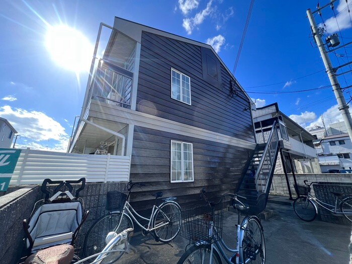 物件外観写真2　(外観写真)