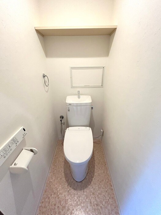 物件内観写真9　(トイレ)