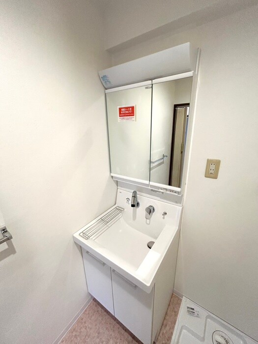 物件内観写真10　(洗面)