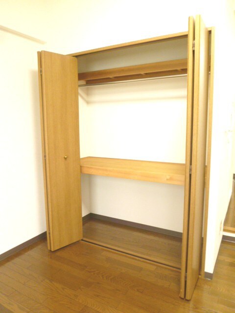 物件内観写真7　(収納)