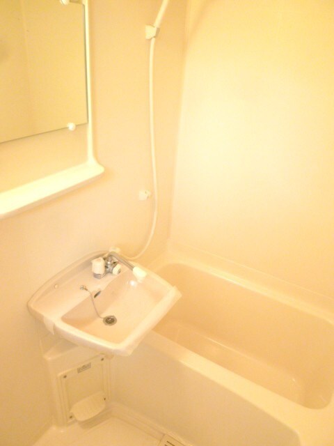 物件内観写真8　(バス／シャワールーム等)