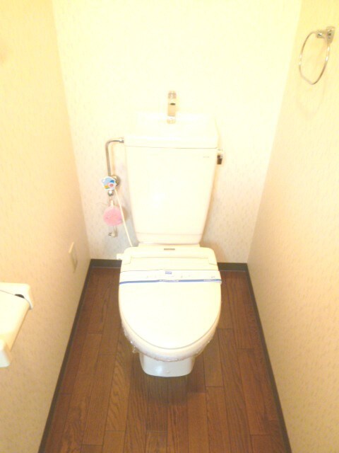 物件内観写真9　(トイレ)