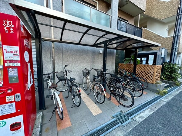 駐輪場