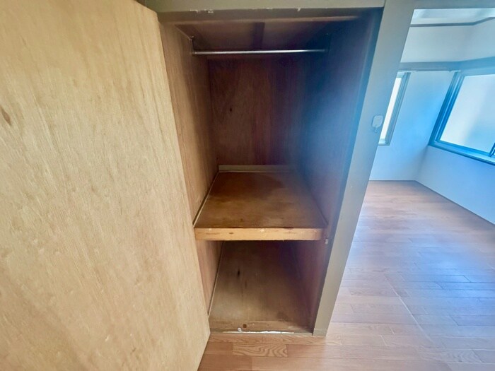 物件内観写真11　(収納)