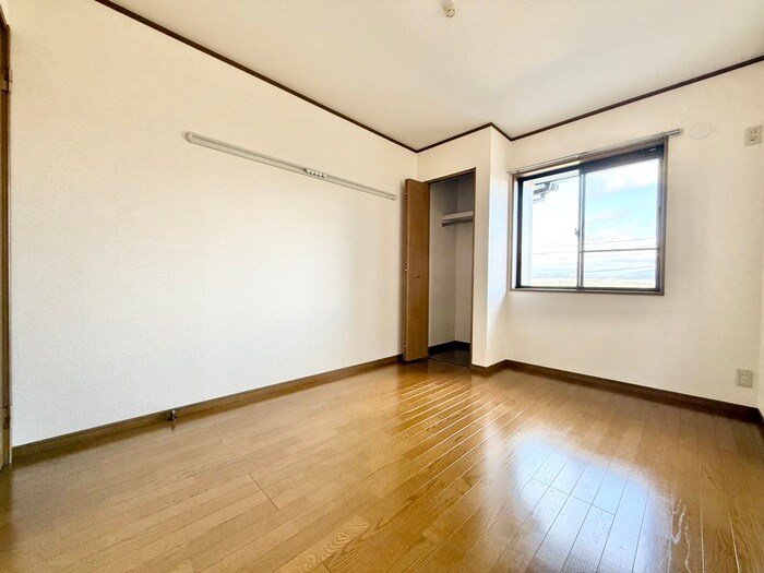 物件内観写真5　(居室)