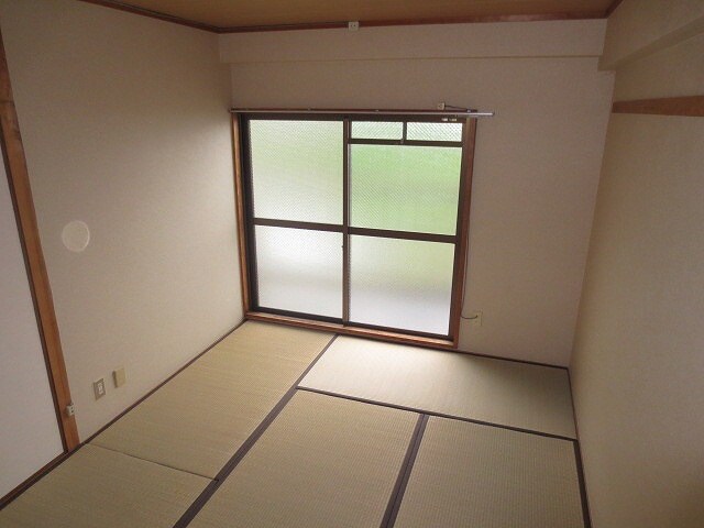 物件内観写真11　(居室)