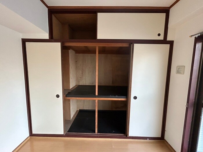 物件内観写真15　(収納)
