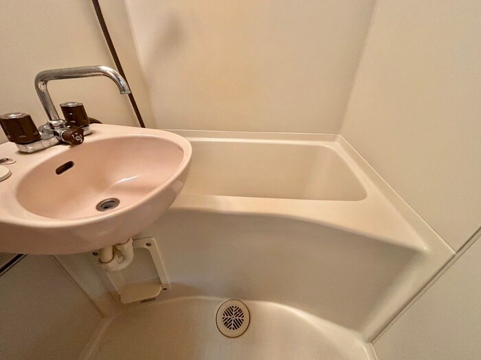 物件内観写真13　(バス／シャワールーム等)