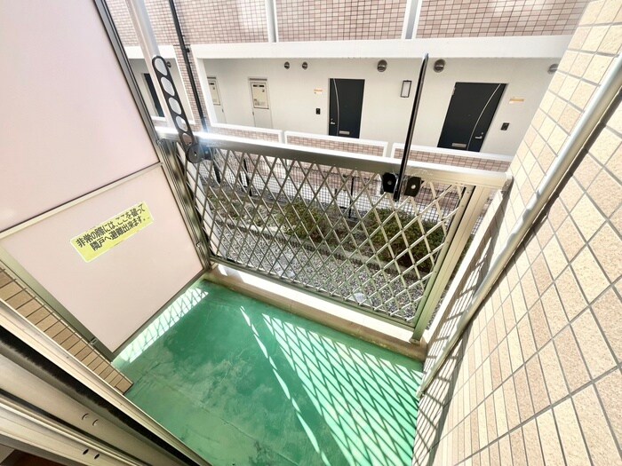 物件内観写真18　(ベランダ・バルコニー)