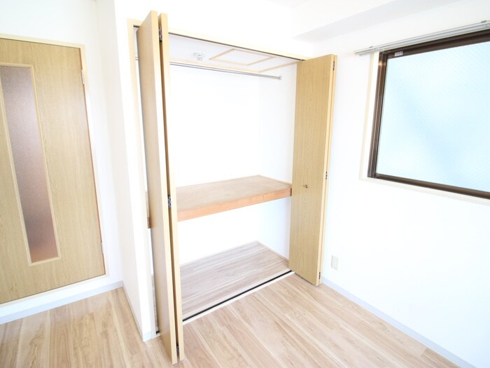 物件内観写真10　(収納)