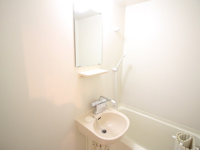 物件内観写真13　(洗面)