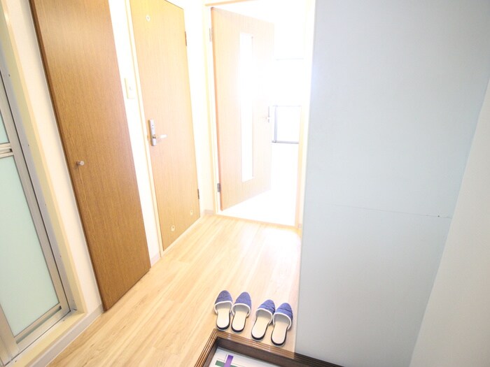 物件内観写真17　(廊下)