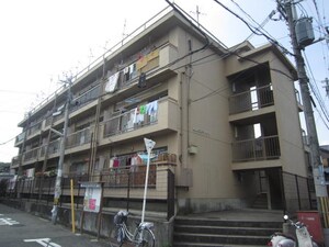西浦ビューハイツＡ棟外観写真