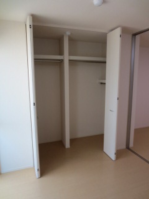 物件内観写真14　(収納)